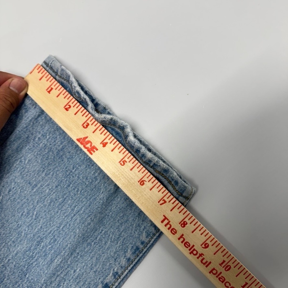 Levis Premium Ribcage Straight Jeans Light Wash Denim High Rise Size 26 - Picture 10 of 12